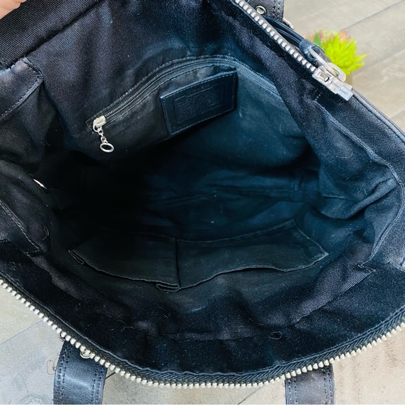 Coach Hampton Vintage Black Smooth Leather Tote Shoulder Bag - Picture 11 of 13